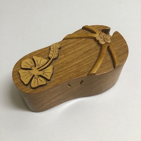 Flip Flop Wood Puzzle Box Secret Jewelry Box Polished Velvet Lined Hawaii Floral - Picture 13 of 16